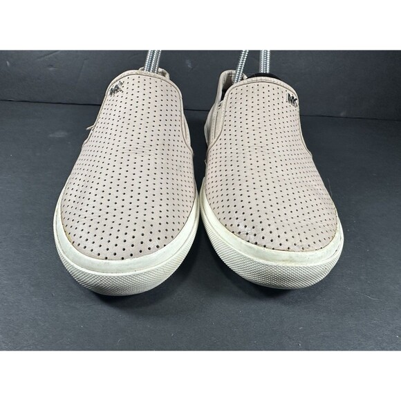 Michael Kors Keaton Perforated Slip-On Sneakers in Soft Beige Leather Size 8 - Picture 3 of 10